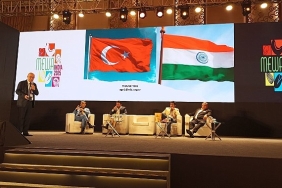 turk-kuru-meyve-sektoru-2-milyar-dolar-ihracat-hedefine-ulasmak-icin-hindistan-seferine-cikti.jpg