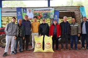 buyuksehirden-1-785-ureticiye-500-ton-gubre-destegi.jpg