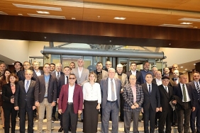 turk-dogal-tas-sektoru-abd-pazarinda-hedef-buyuttu.jpg