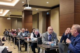 cinli-ureticiler-ile-turk-is-insanlari-istanbulda-bir-araya-geldi.jpg