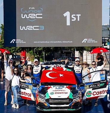 dunya-ralli-sampiyonasinda-jwrcde-ilk-turk-zaferi-ali-turkkan-tarihe-gecti.jpg