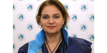 ergen-beyni-guclu-motora-sahip-frensiz-araba-gibi.jpg