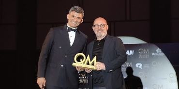 jolly-qm-awardsta-cifte-odulle-sahnede.jpg