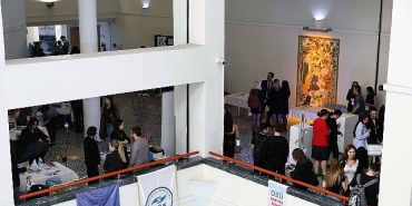 deu-saglik26-kariyer-zirvesi-basladi.jpg
